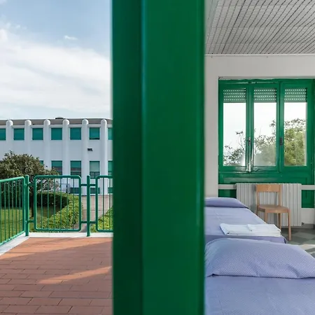 Hotel Villaggio Torre Marina 3*